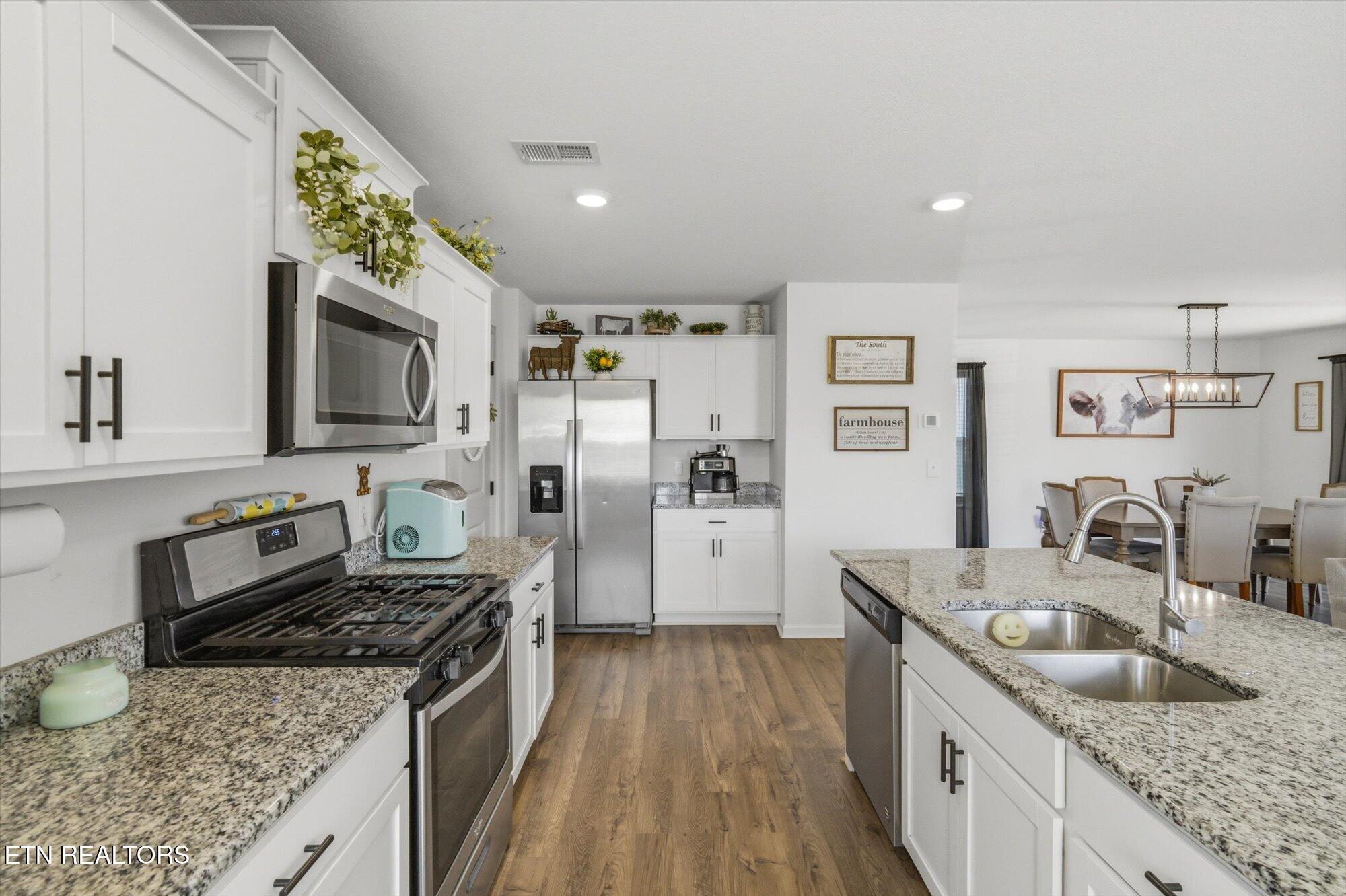 889 Old Towne Loop Drive