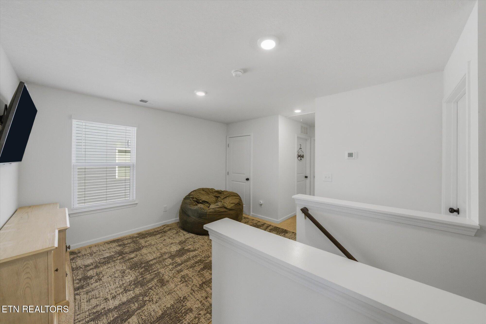 889 Old Towne Loop Drive