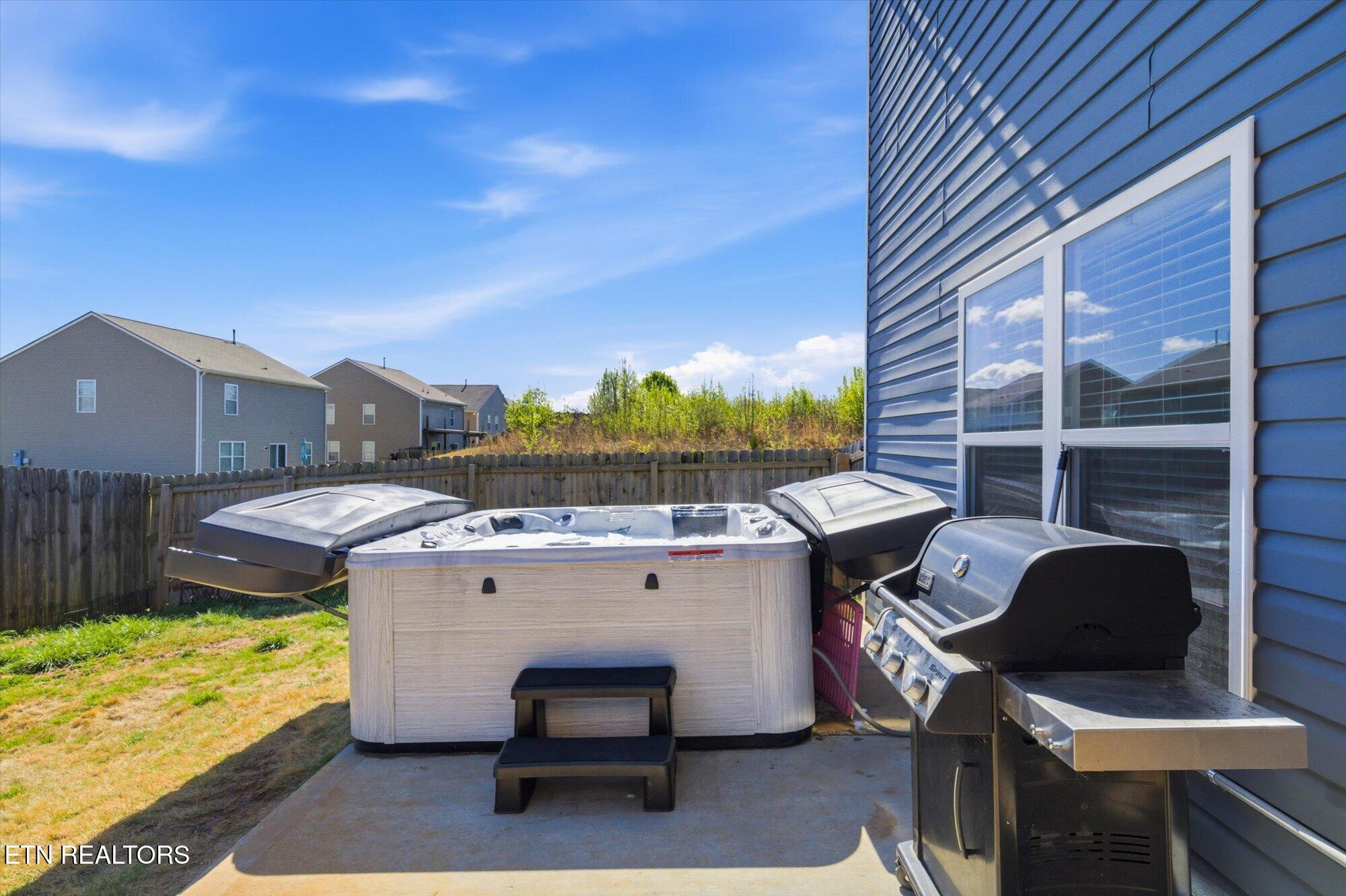 889 Old Towne Loop Drive