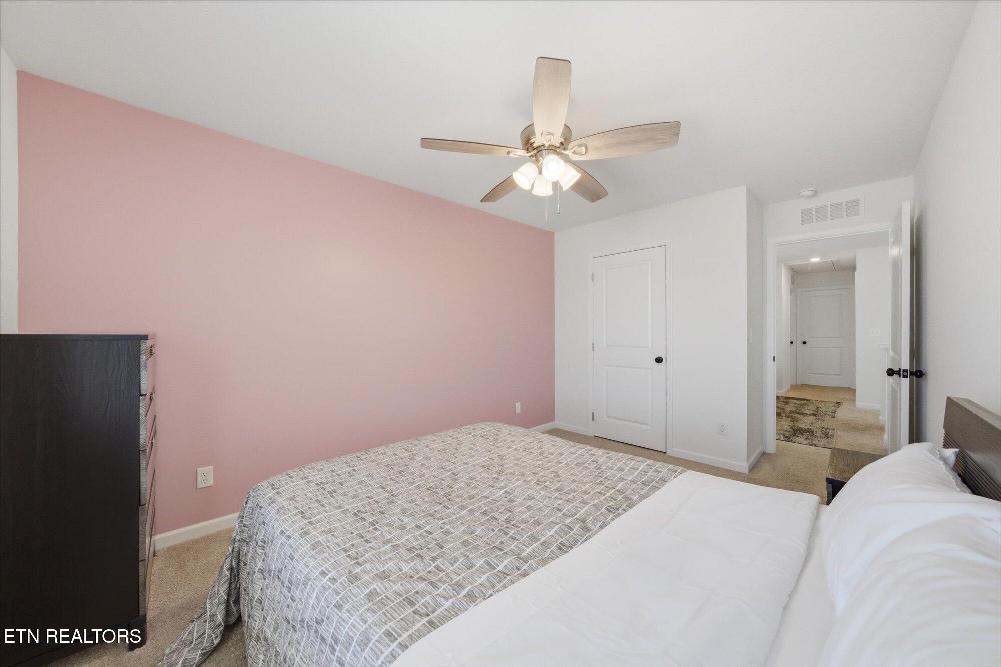 889 Old Towne Loop Drive