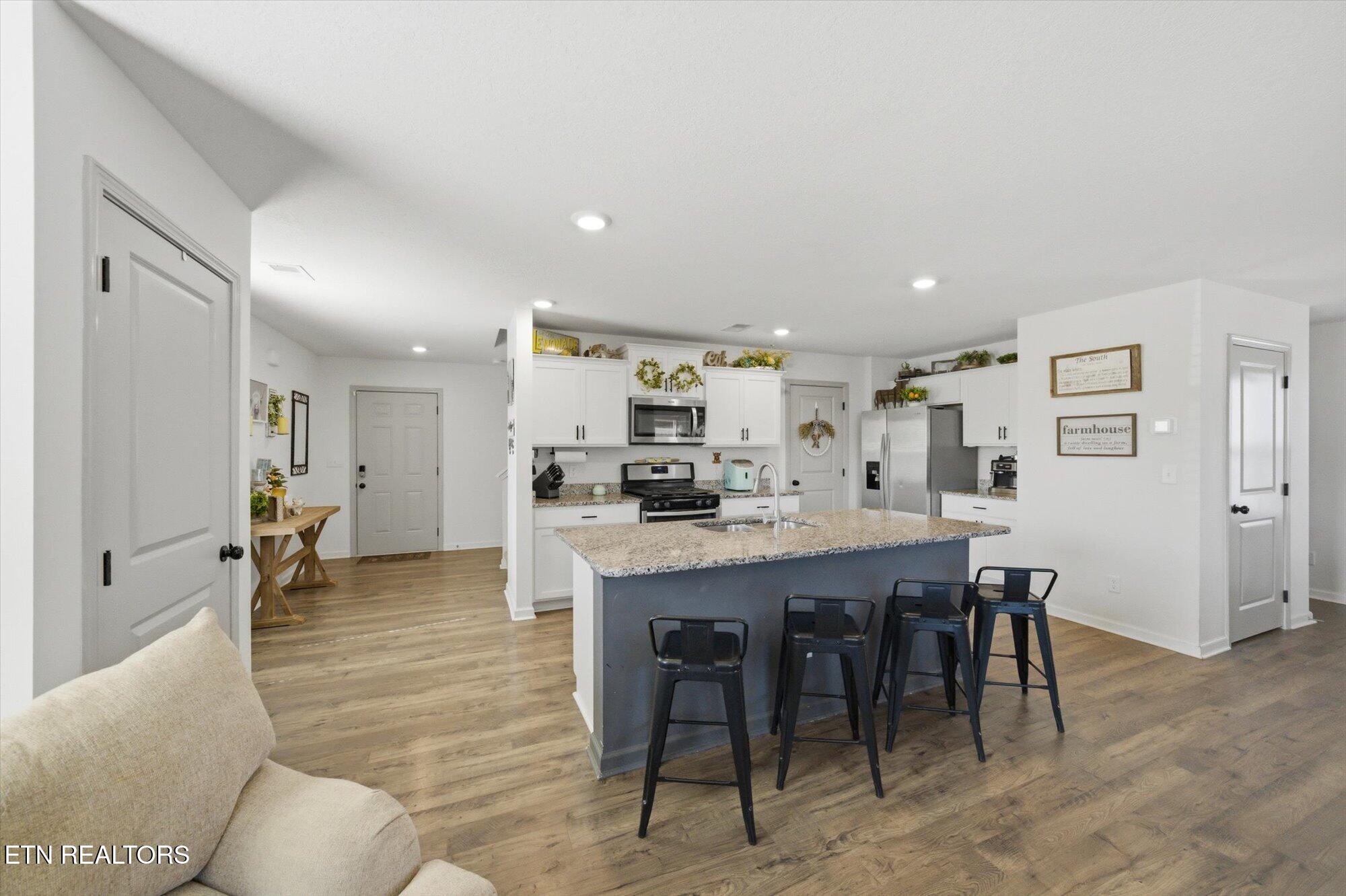 889 Old Towne Loop Drive