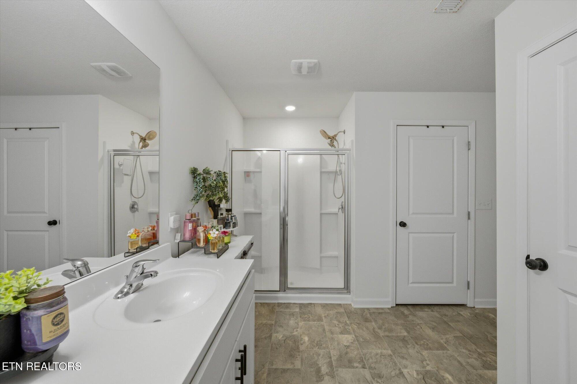 889 Old Towne Loop Drive