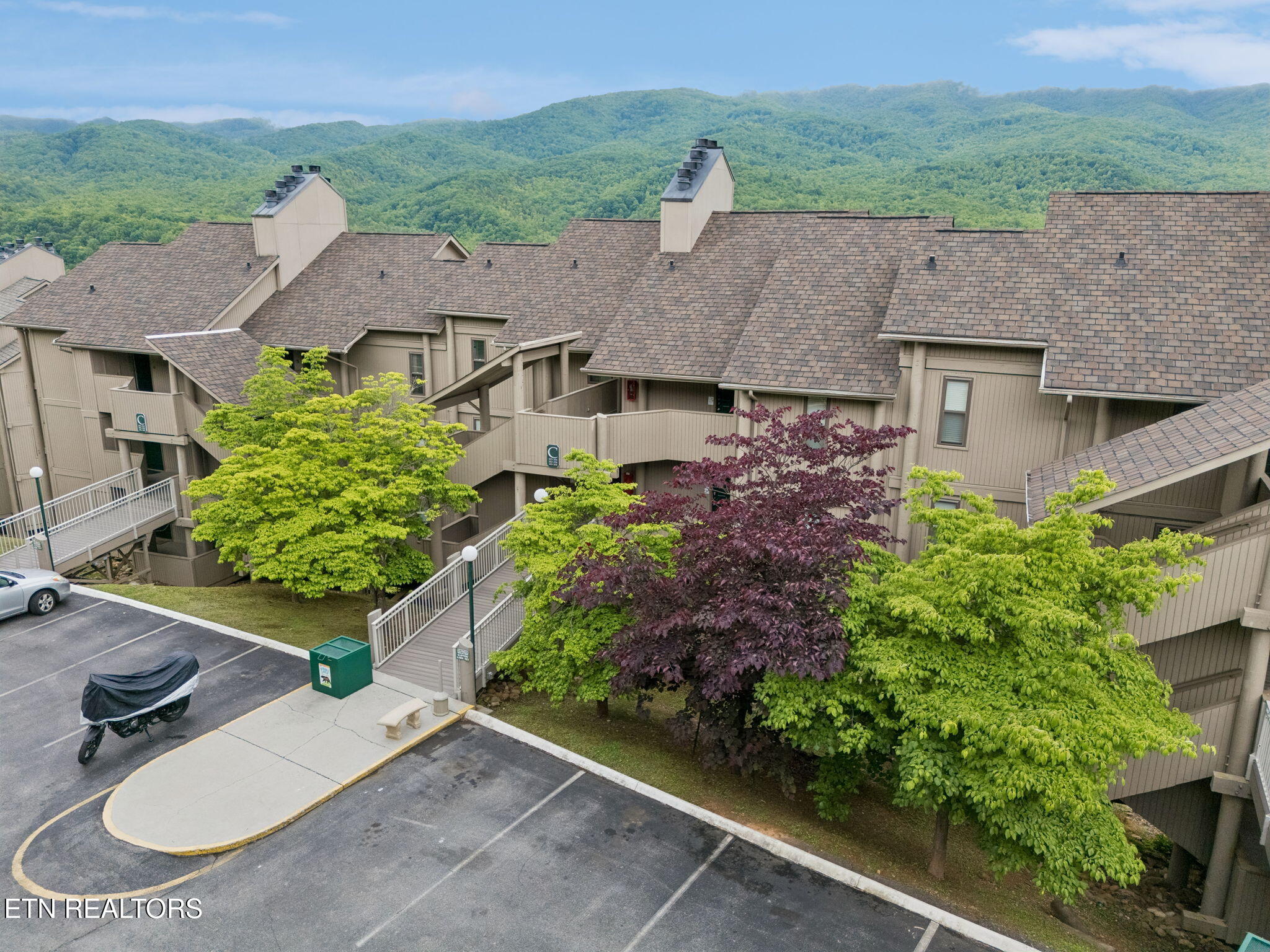 3710 Weber Rd UNIT 303-C