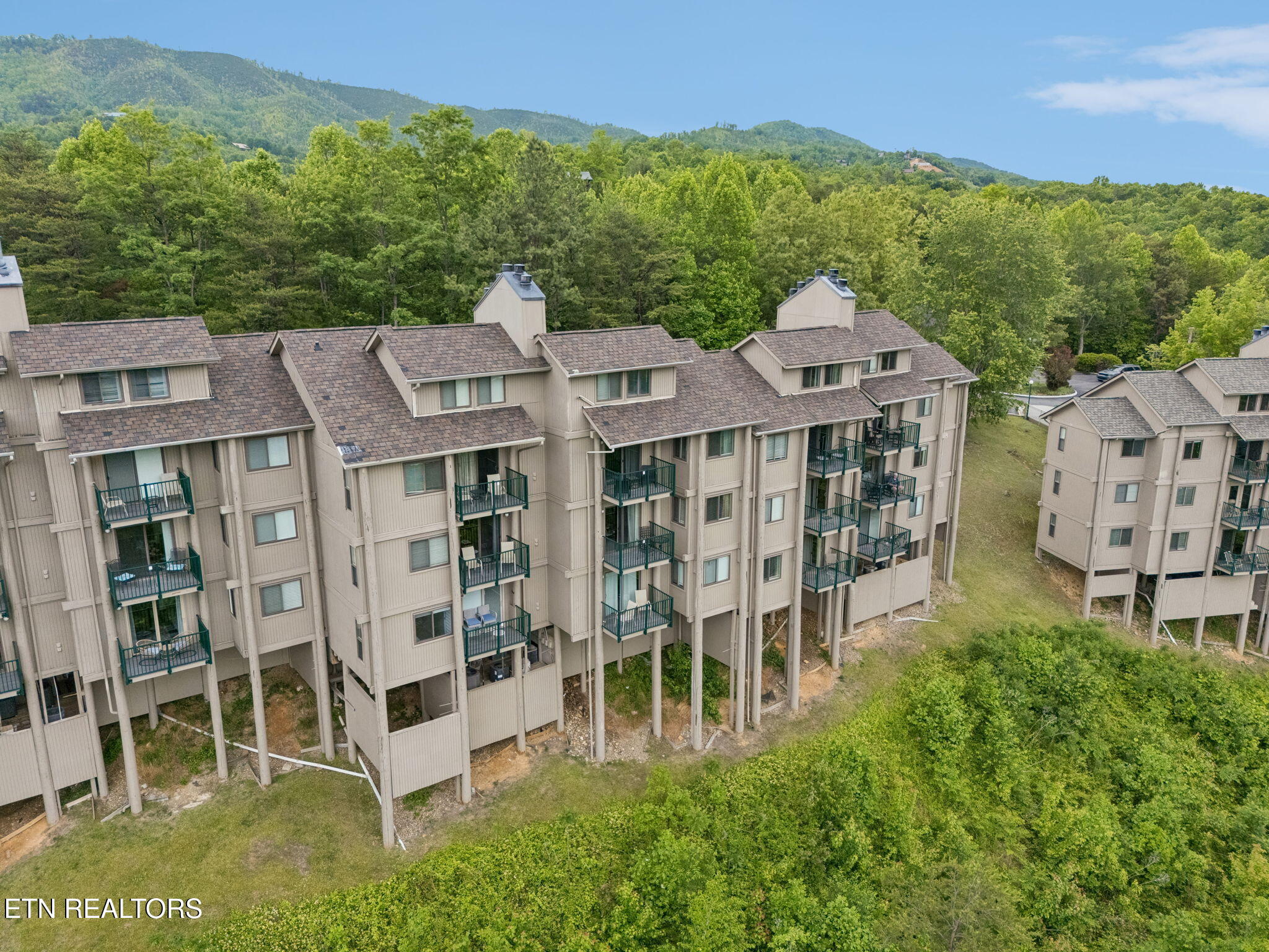 3710 Weber Rd UNIT 303-C