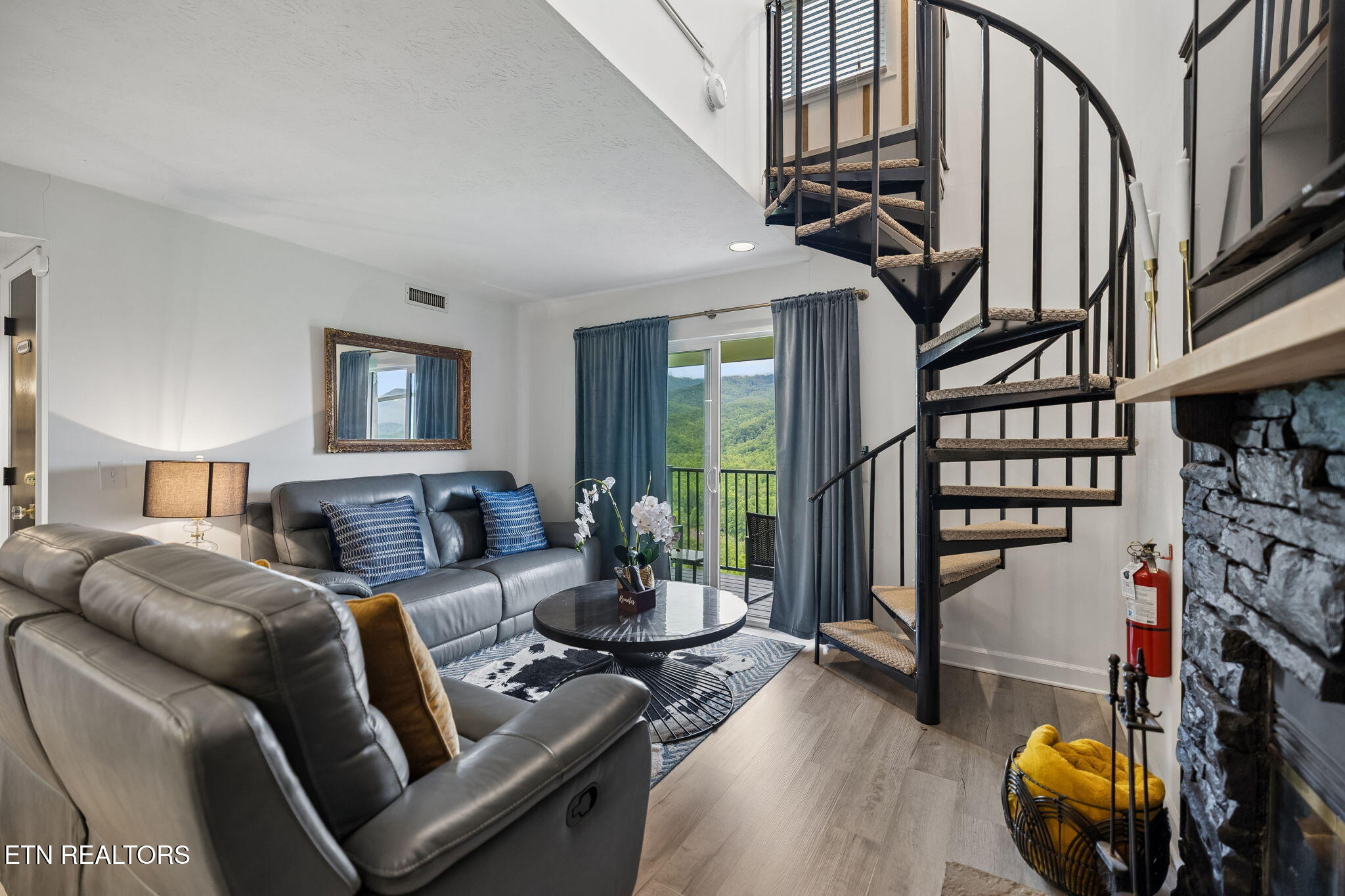 3710 Weber Rd UNIT 303-C