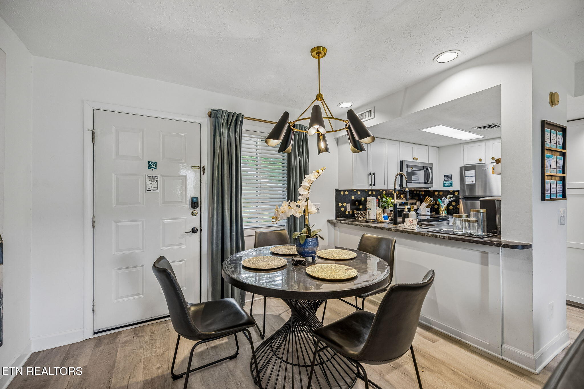 3710 Weber Rd UNIT 303-C