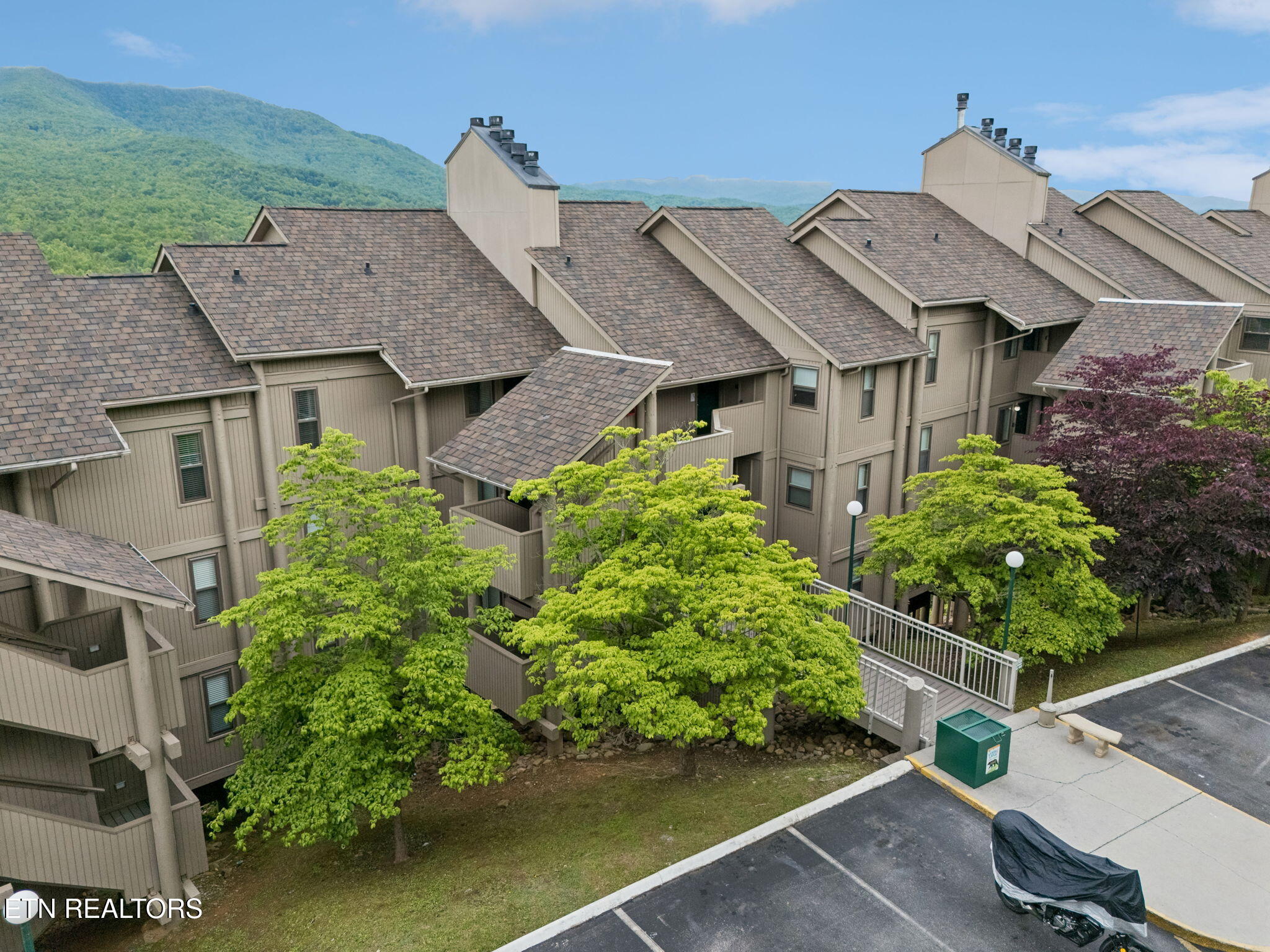 3710 Weber Rd UNIT 303-C