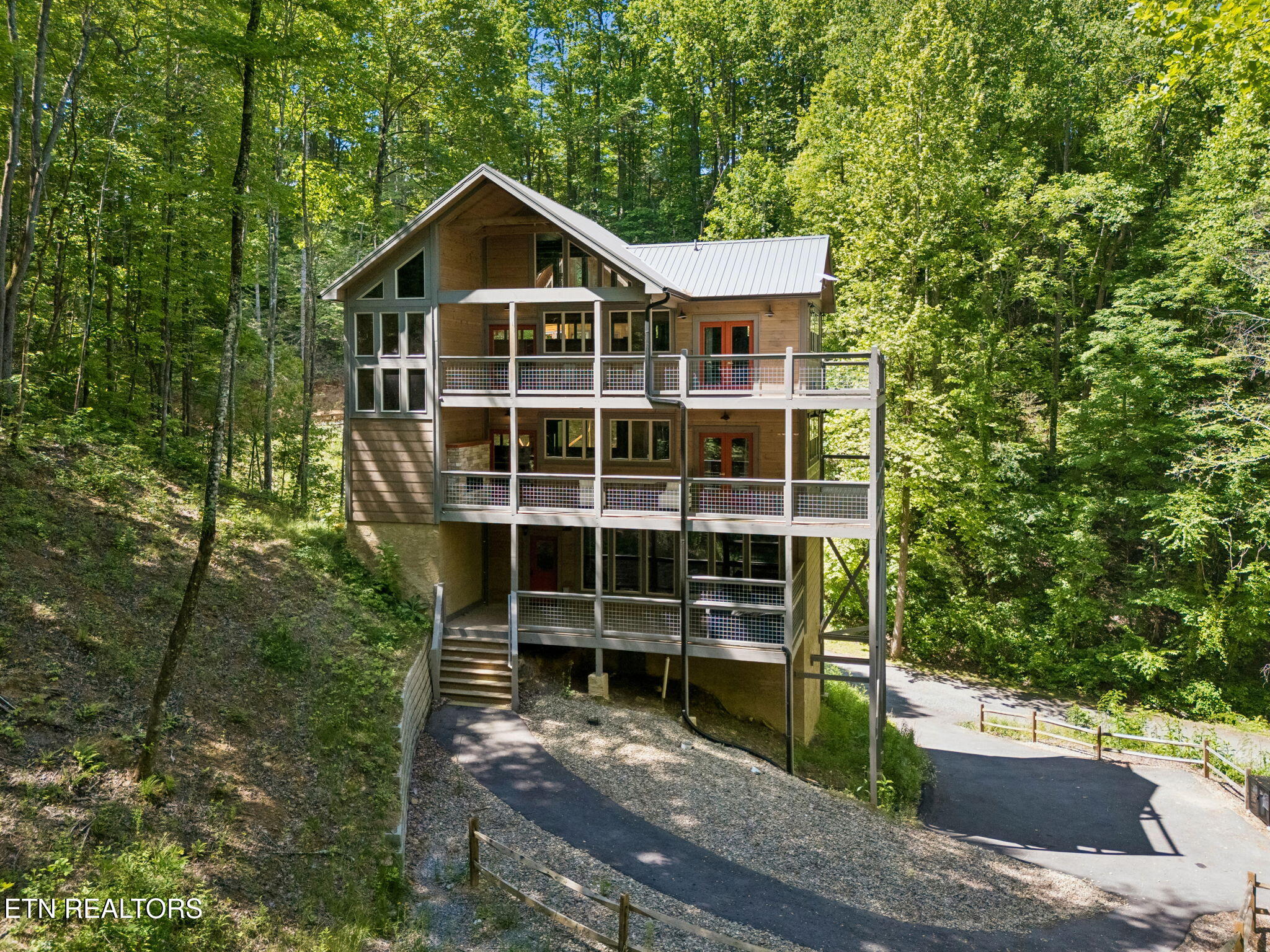 5175 Riversong Way