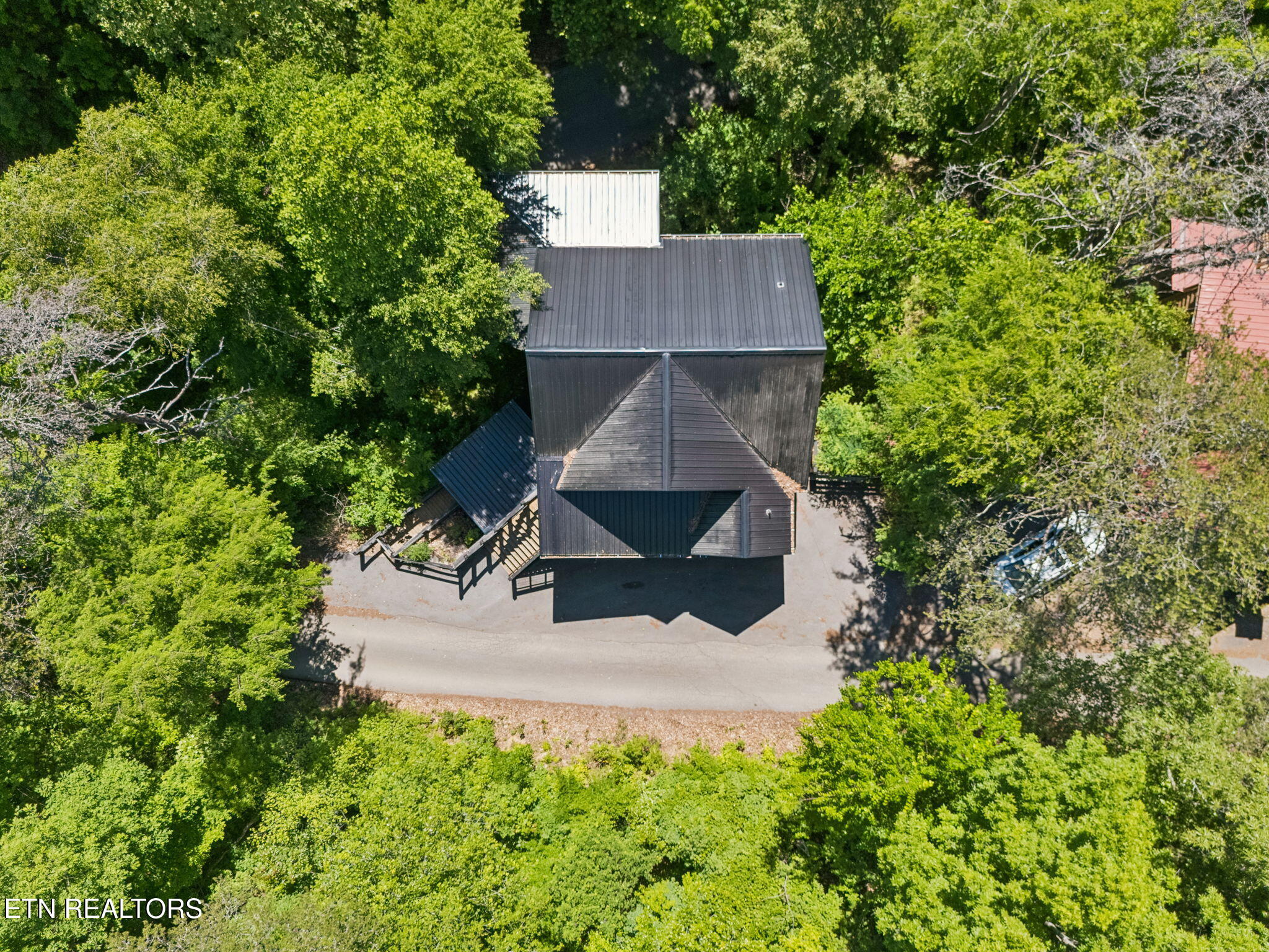 233 Cherokee Path Way