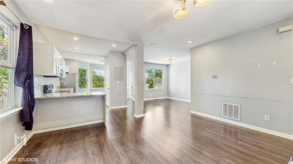 2555 Etheridge Drive NW