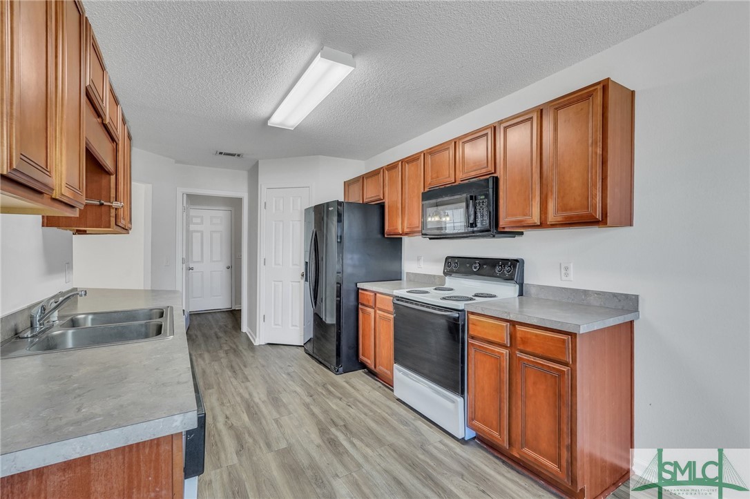 103 Willow Lakes Court