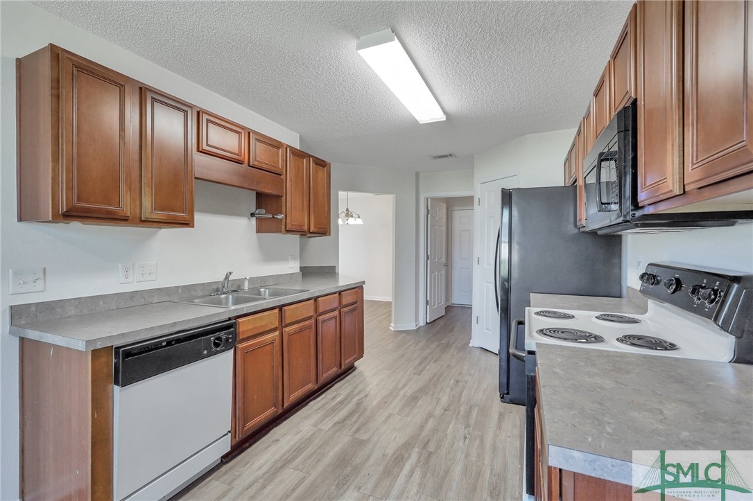 103 Willow Lakes Court