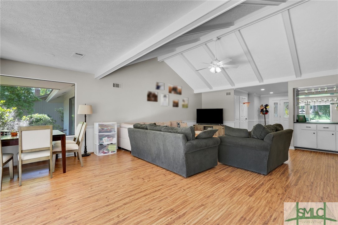 5 Hathaway Lane