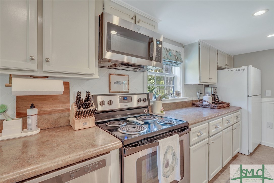 601 Suncrest Boulevard