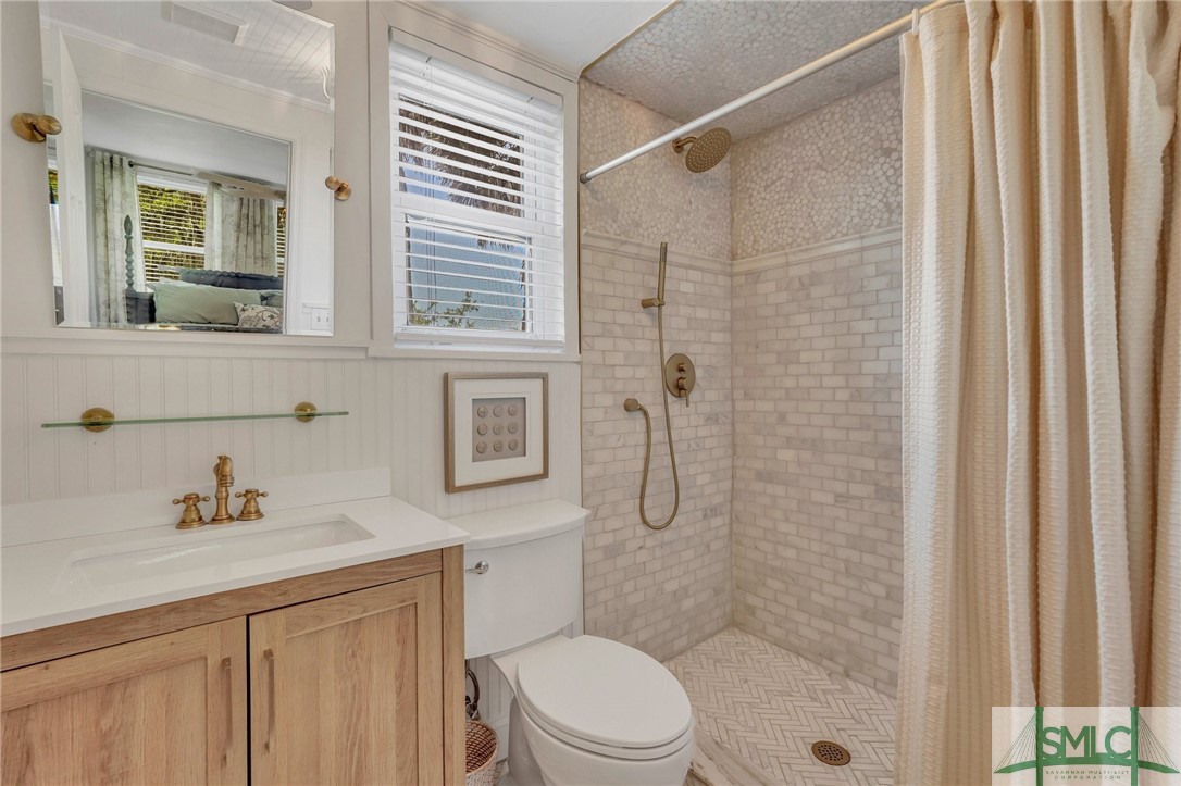 601 Suncrest Boulevard