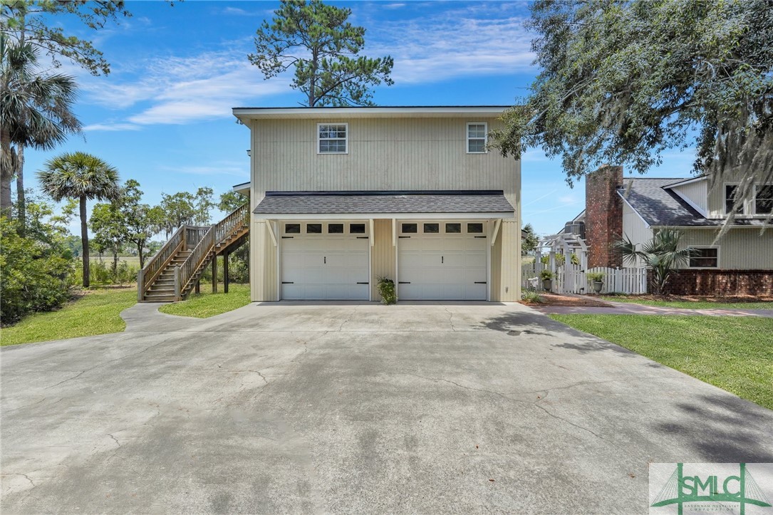 601 Suncrest Boulevard