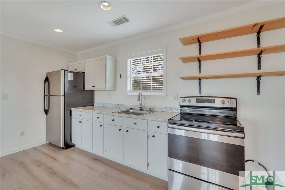 601 Suncrest Boulevard