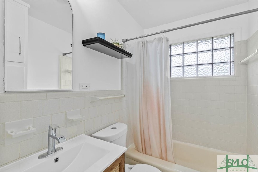 3606 Oakland Court