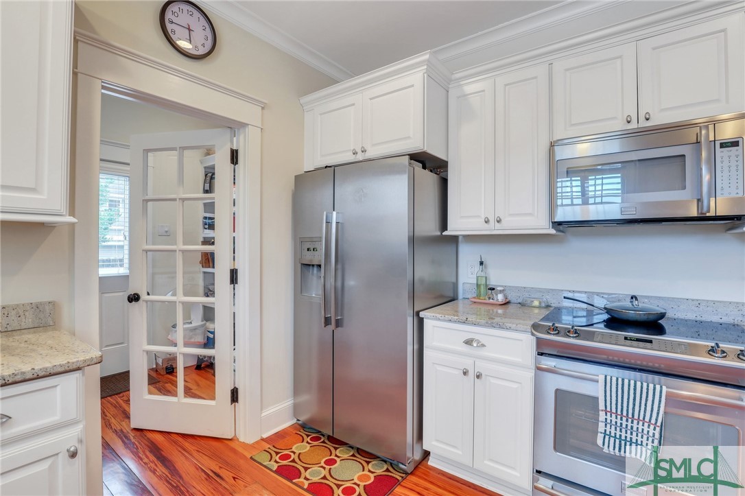 217 E 48th Street
