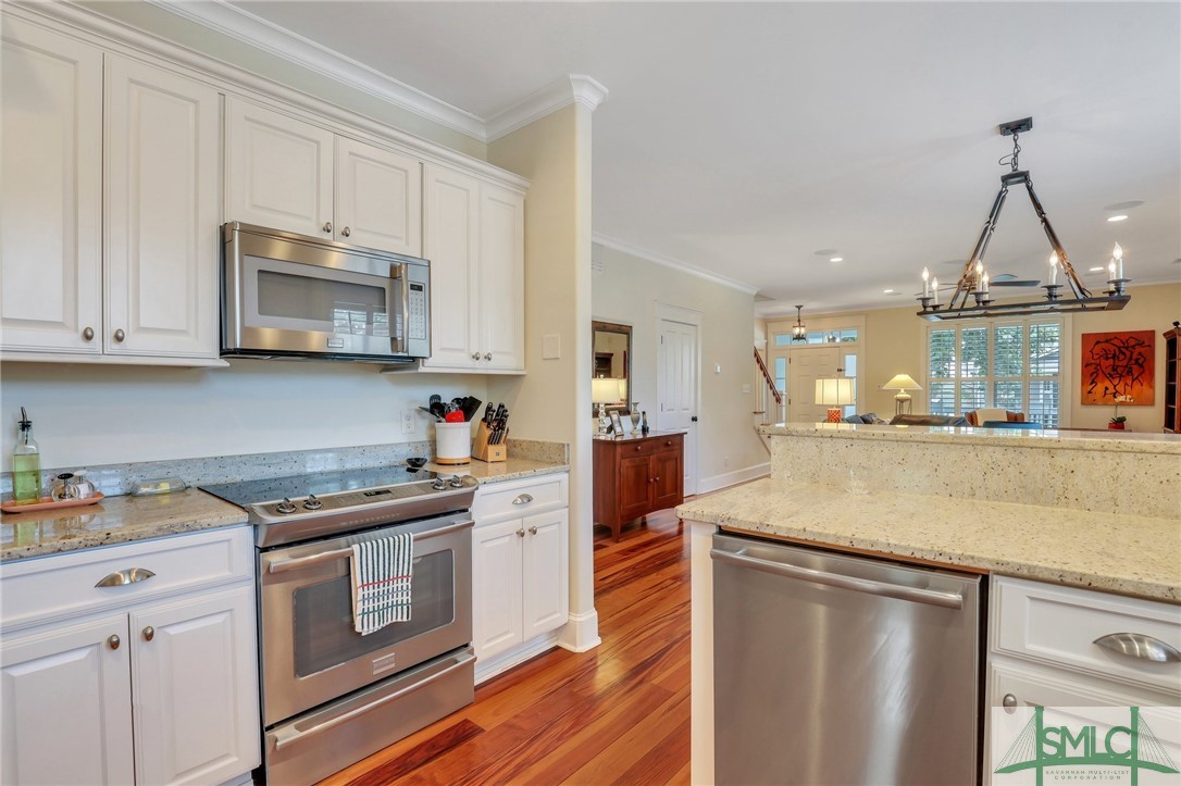 217 E 48th Street
