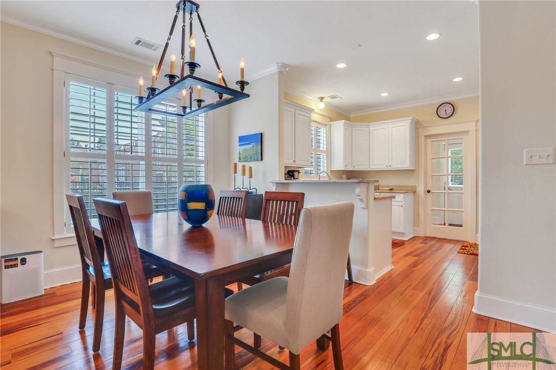 217 E 48th Street