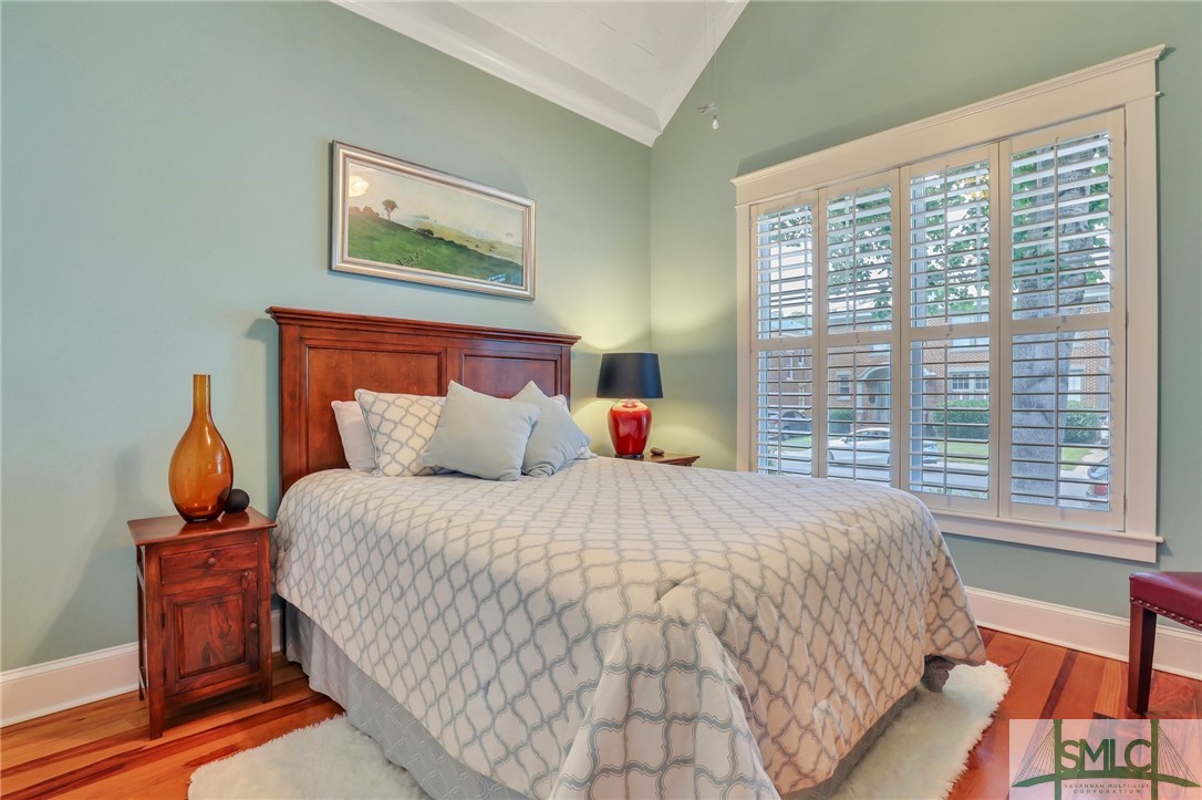 217 E 48th Street