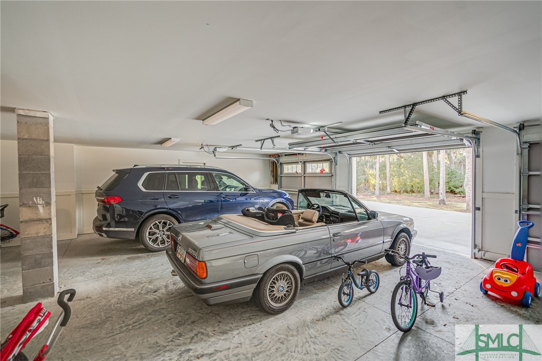 8 Marsh Island Lane