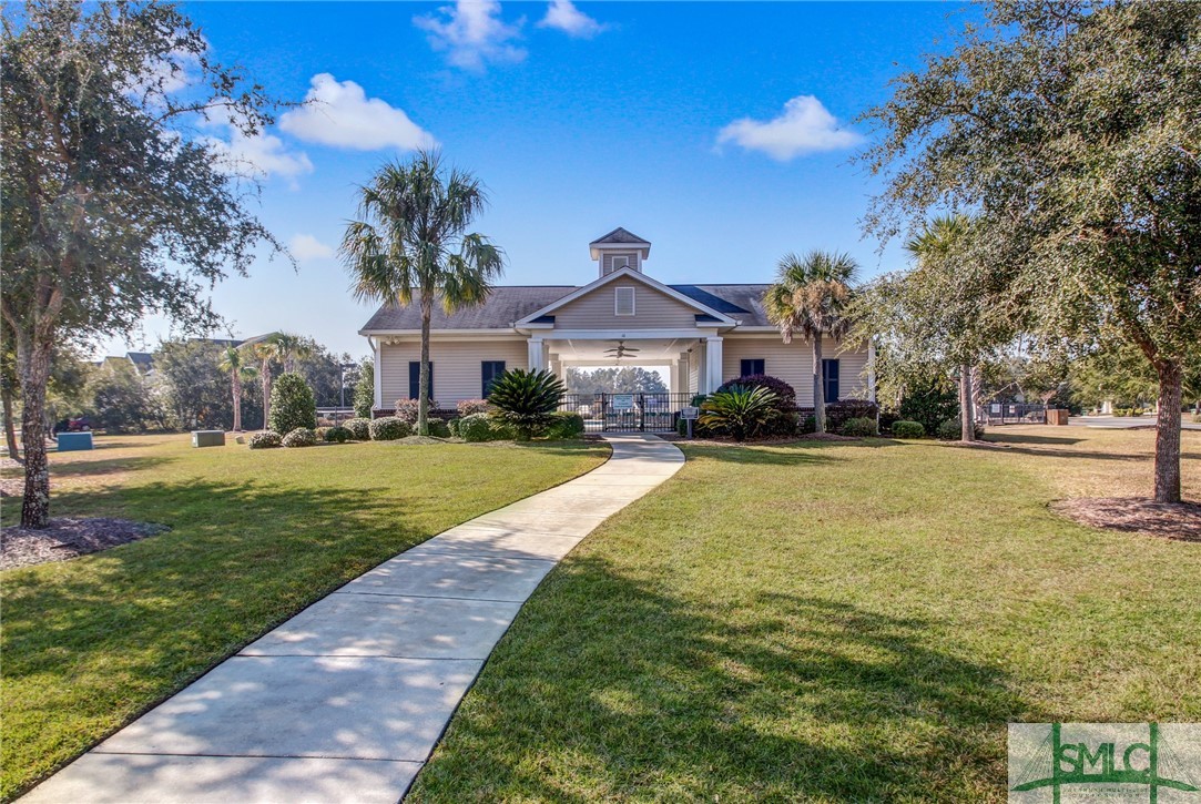 8 Stillwater Court