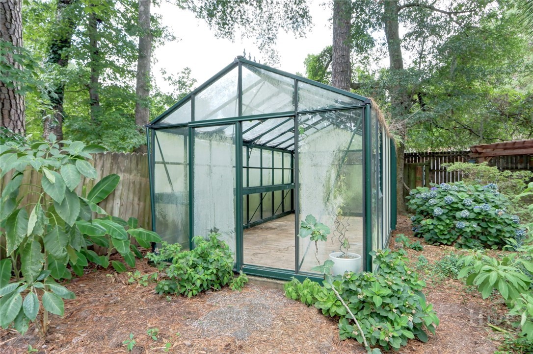 106 Stonewall Drive