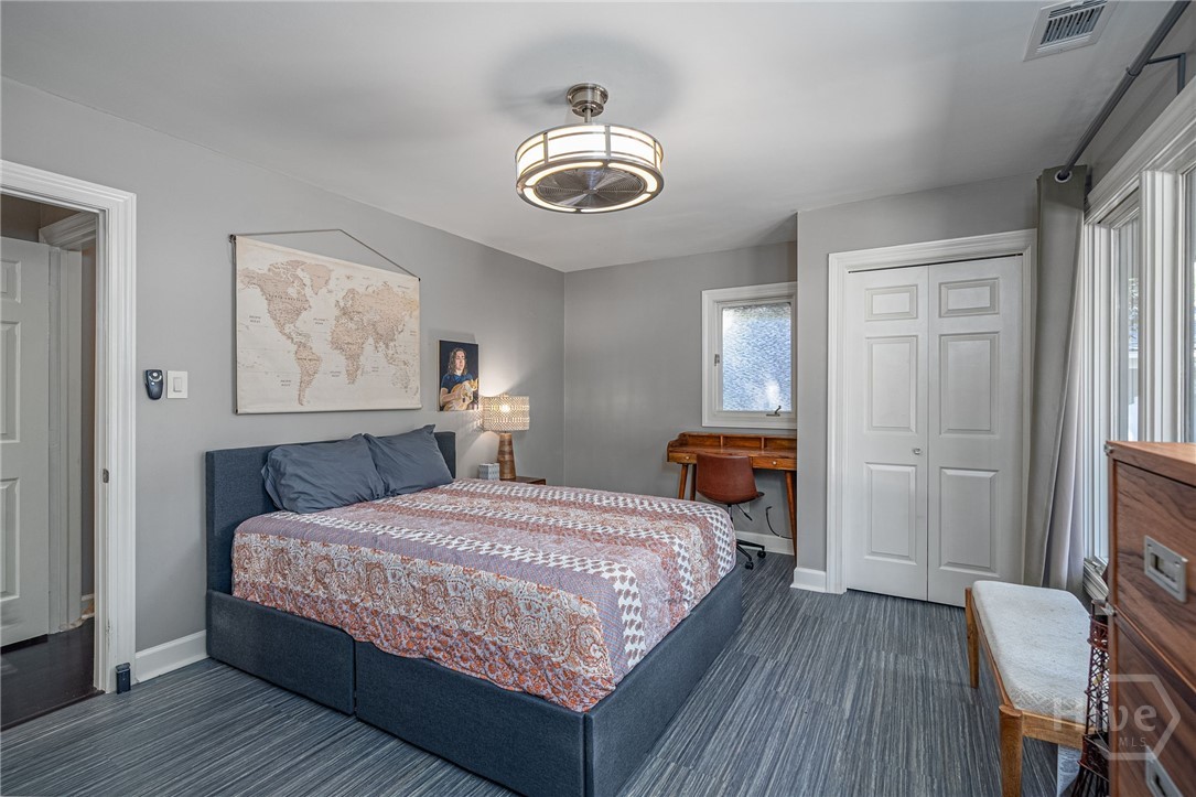 2 Mad Turkey Crossing