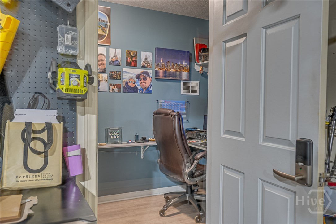 2 Mad Turkey Crossing