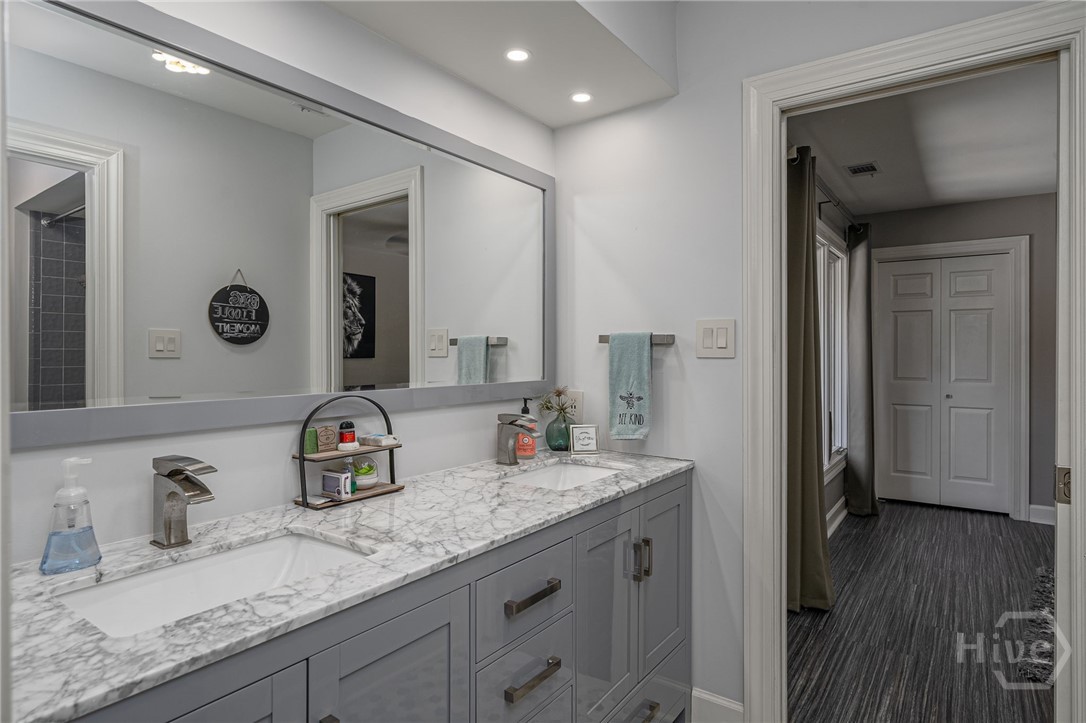 2 Mad Turkey Crossing