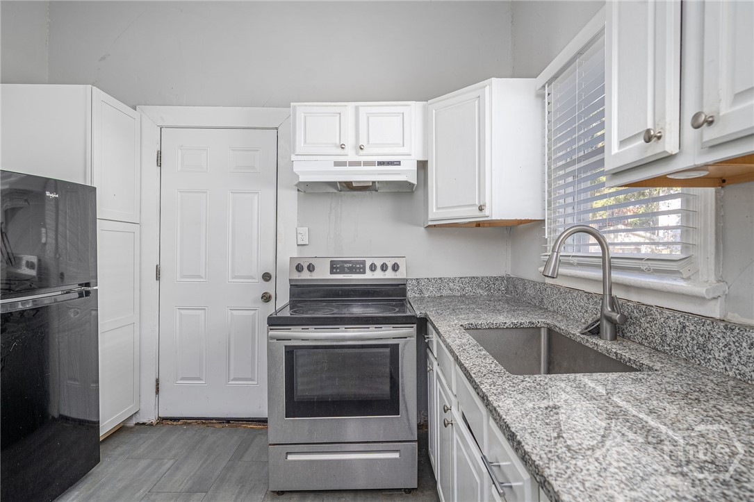 302 E 35th Street