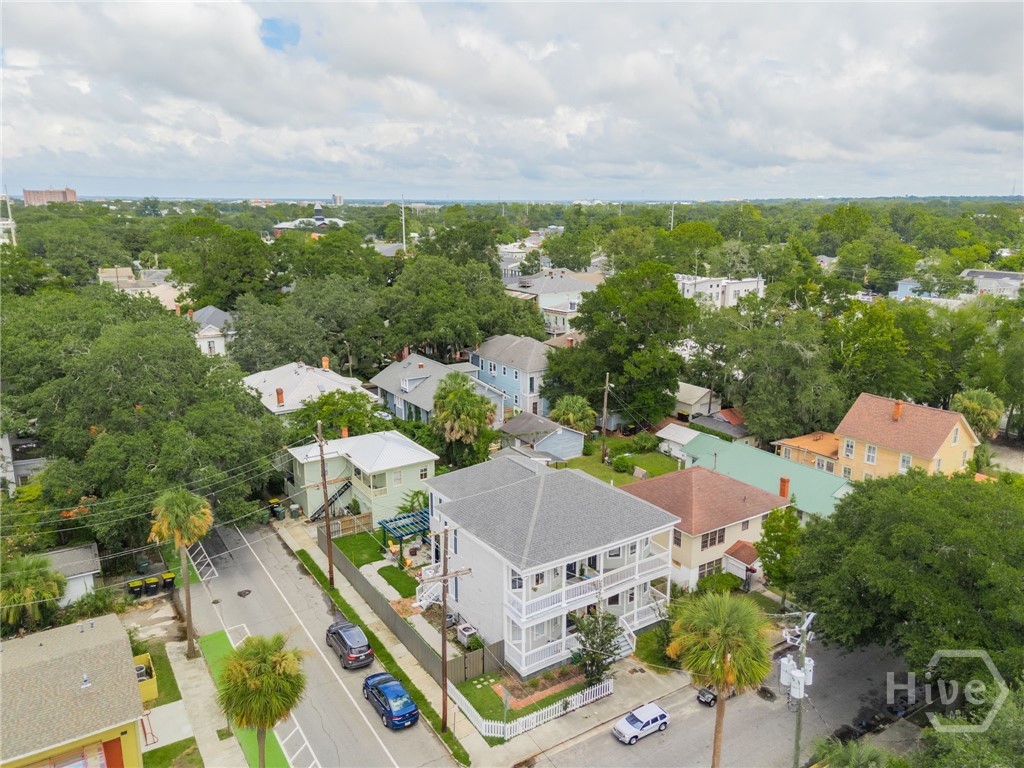 302 E 35th Street
