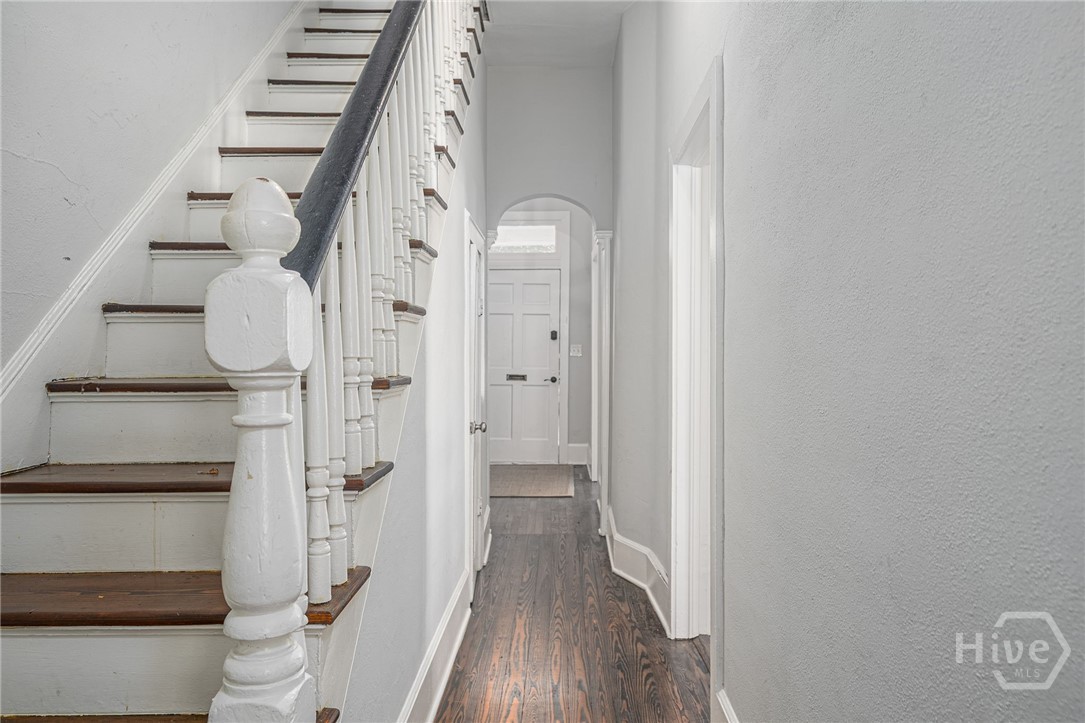 302 E 35th Street