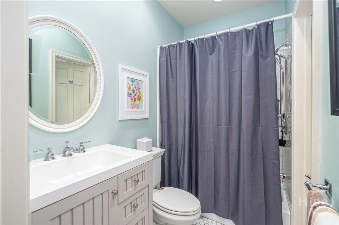 420 E 45th Street
