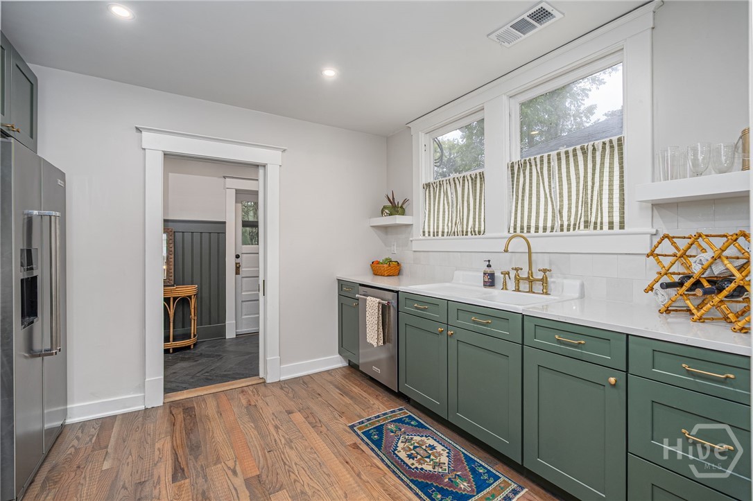 629 E 48th Street