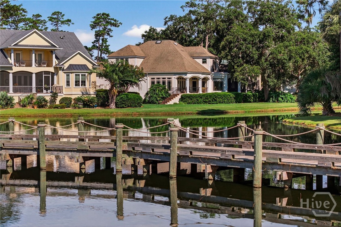 8 Mainsail Crossing