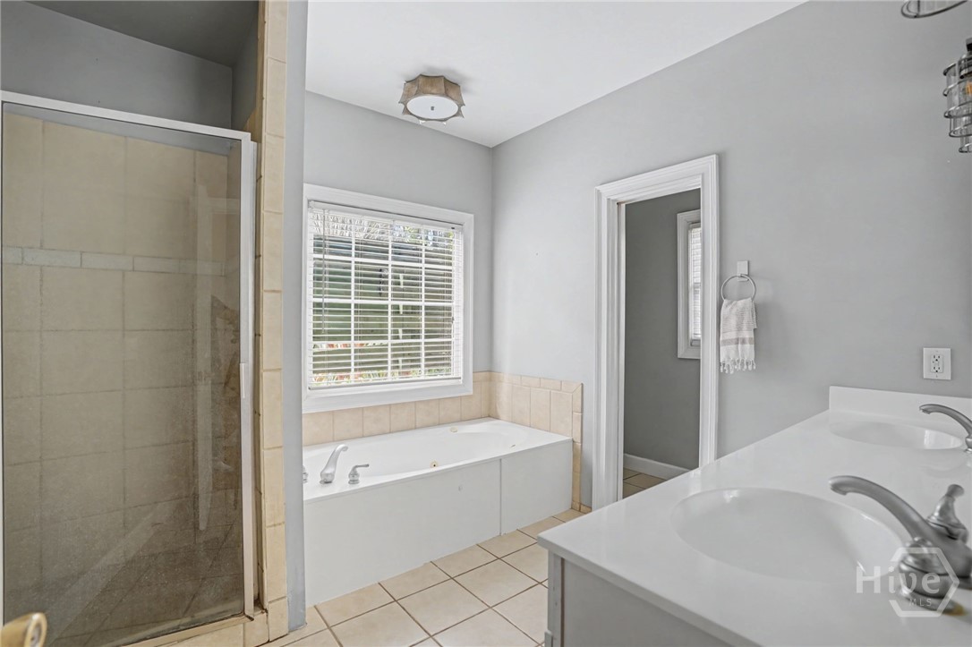 4 Captain Browns Way