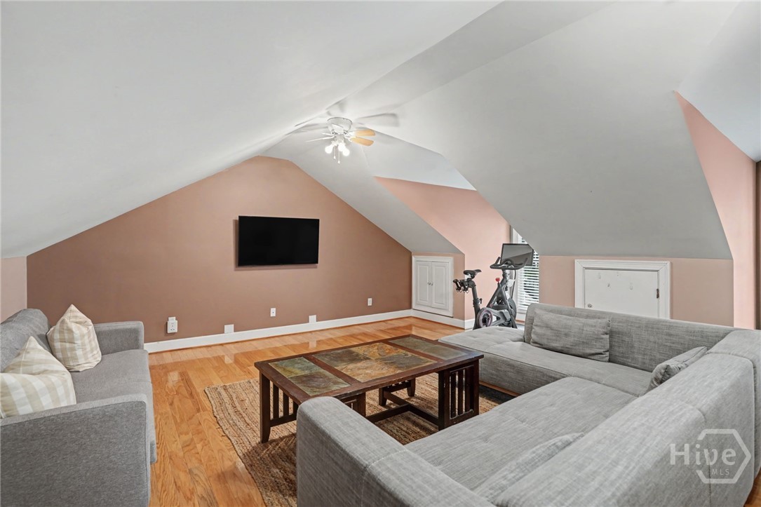 4 Captain Browns Way