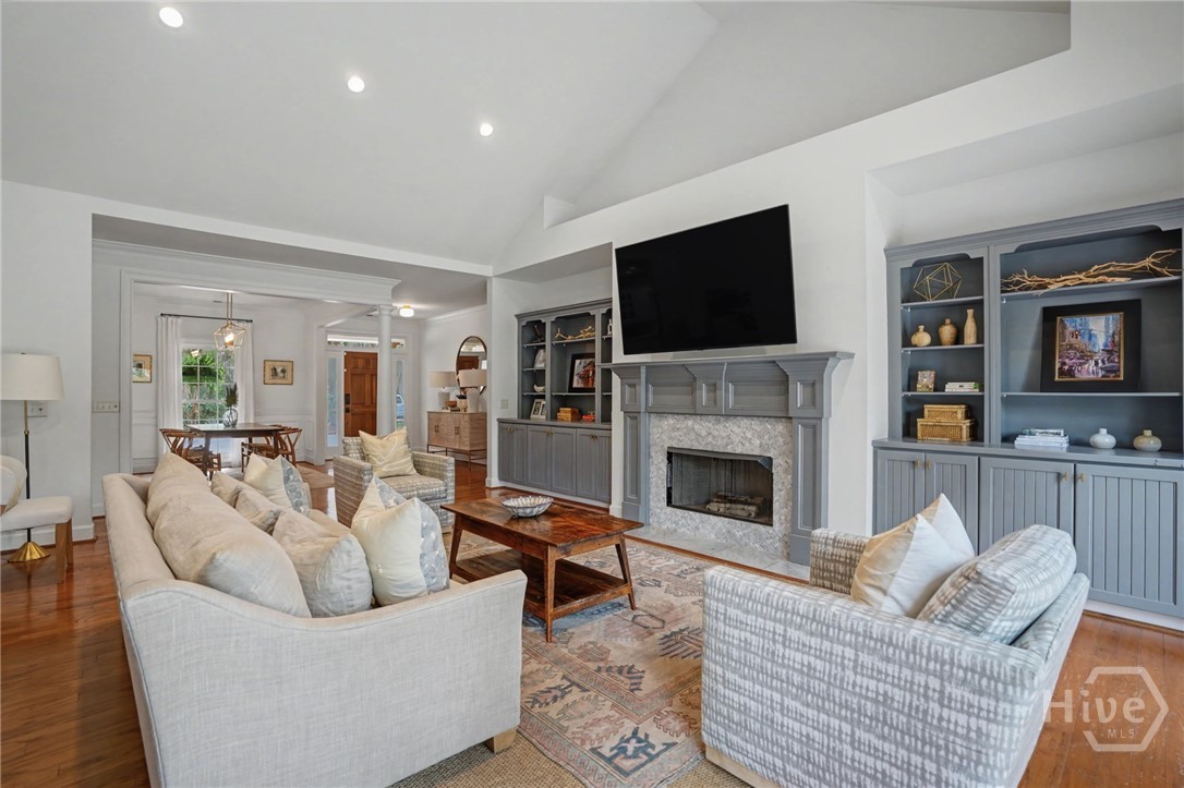 4 Captain Browns Way