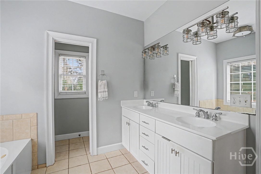 4 Captain Browns Way