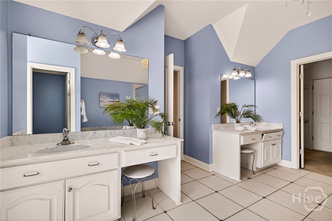 81 Woodchuck Hill Road