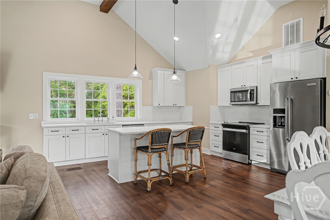 210 Green Island Road