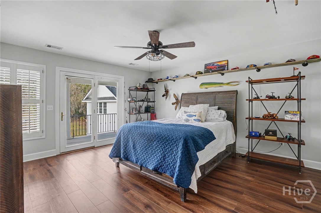 210 Green Island Road
