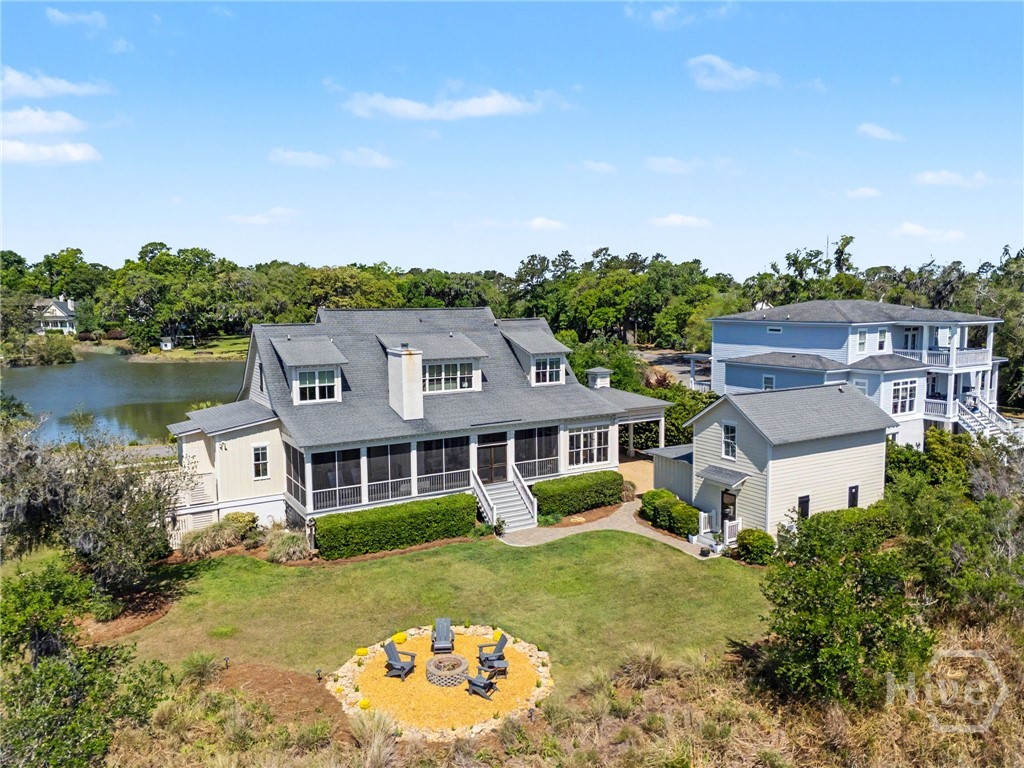 8 Caretakers Lane