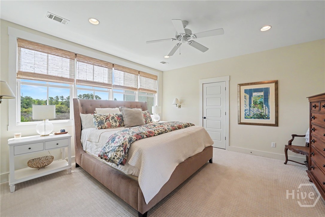 8 Caretakers Lane
