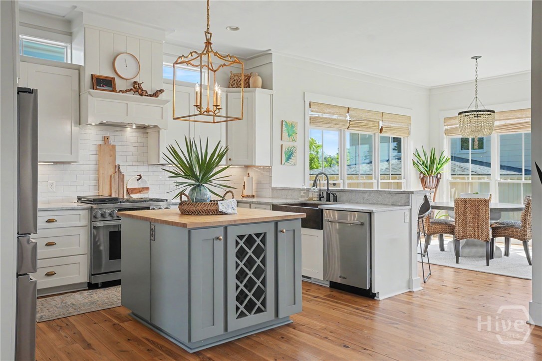 8 Caretakers Lane