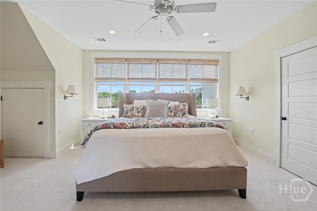 8 Caretakers Lane