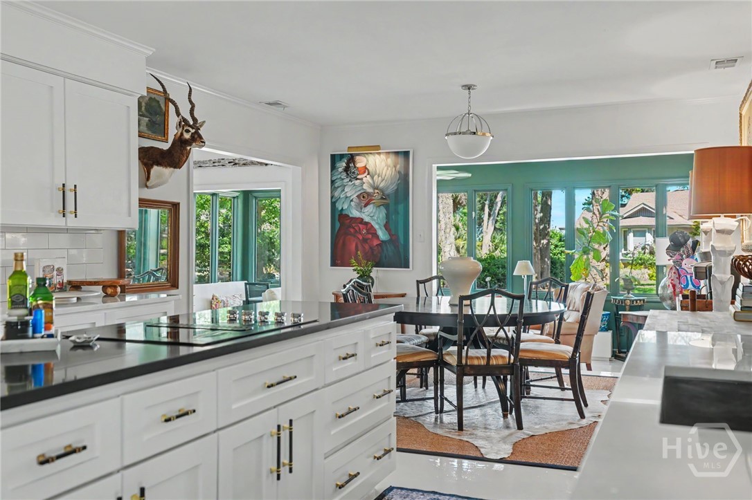 2 Mackay Lane